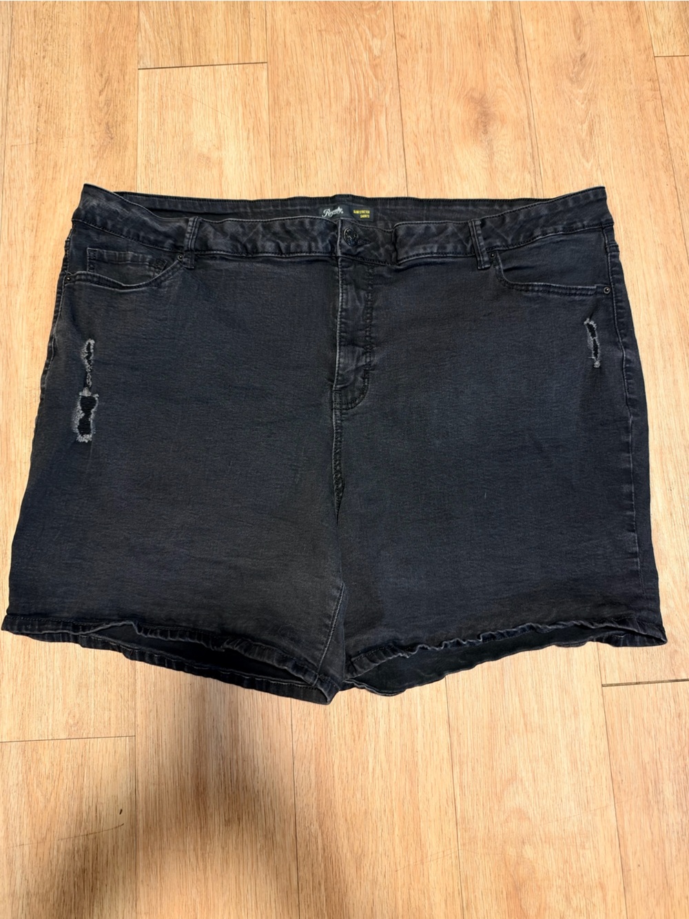 Black distressed shorts